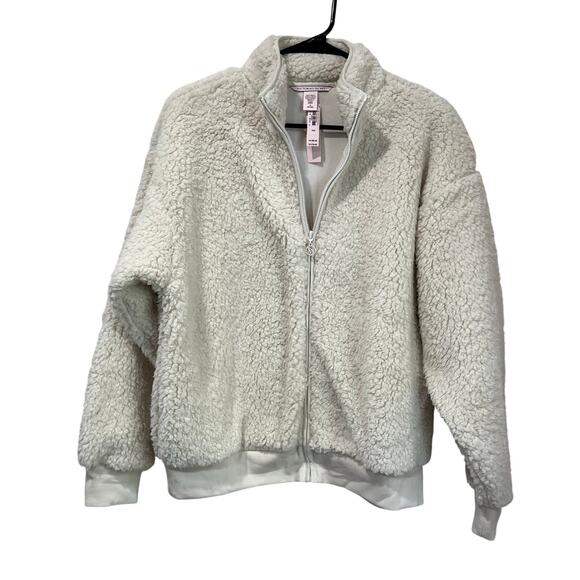 Victoria’s Secret Sherpa Jacket Size M NWT Cream Cozy Zip Up Plush Fleece - Picture 1 of 7